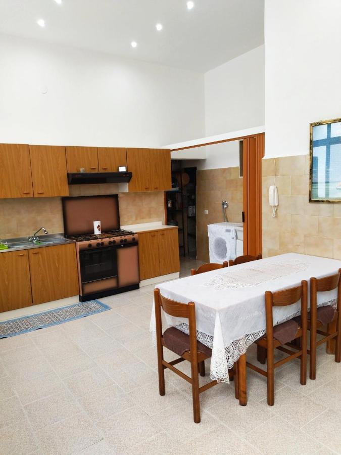 Nonno Ciccio Apartment Ліццано Екстер'єр фото
