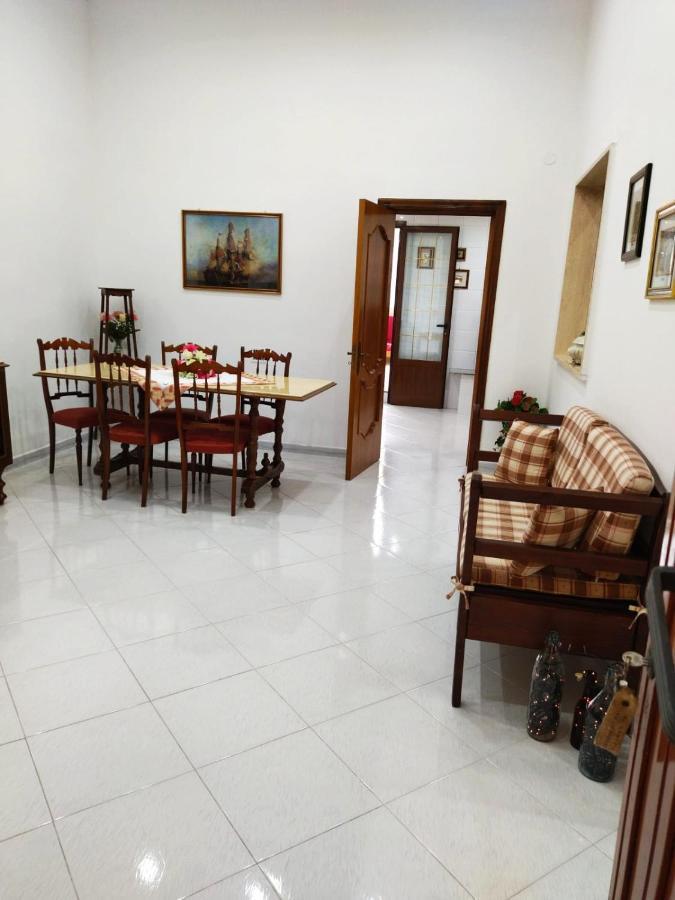 Nonno Ciccio Apartment Ліццано Екстер'єр фото